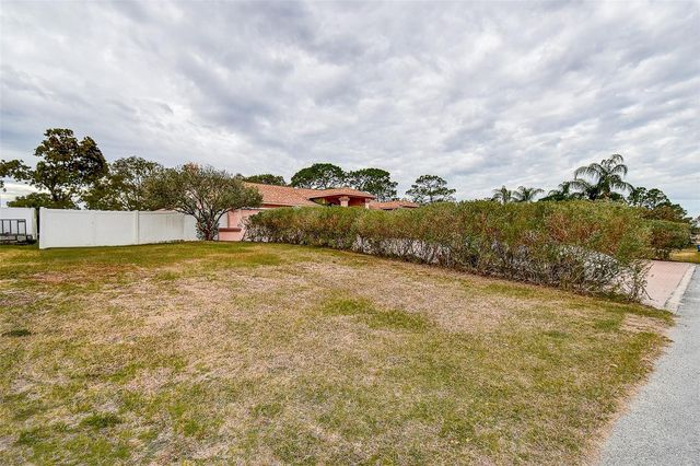 13250 LAUREN DRIVE, Spring Hill, FL 34609