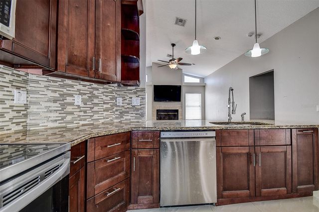 13250 LAUREN DRIVE, Spring Hill, FL 34609