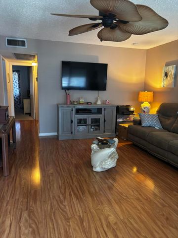 310 CHATHAM O 310, West Palm Beach, FL 33417