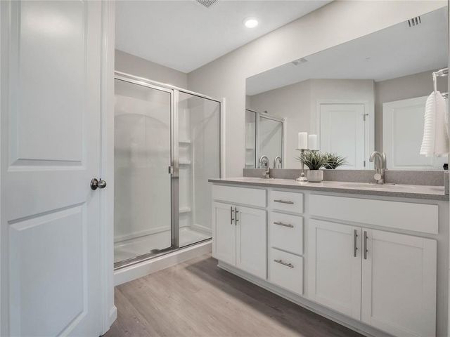 2924 OAK PARK WAY 33, Orlando, FL 32822