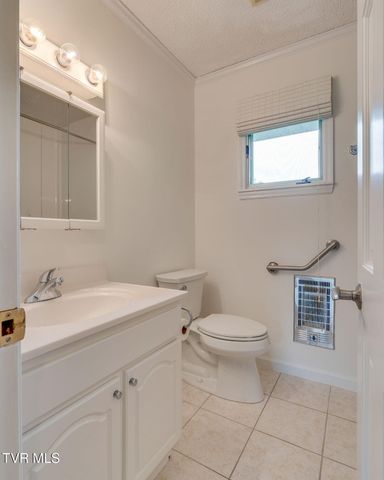 107 Dogwood Lane, Johnson City, TN 37604