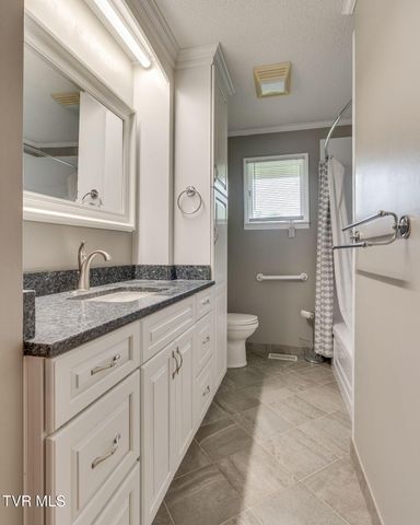 107 Dogwood Lane, Johnson City, TN 37604