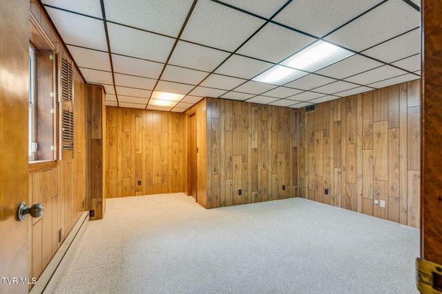 107 Dogwood Lane, Johnson City, TN 37604