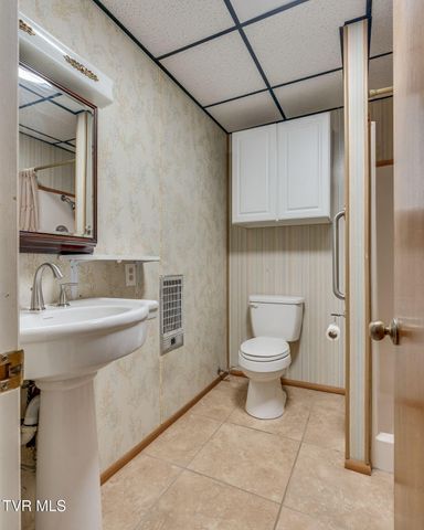 107 Dogwood Lane, Johnson City, TN 37604