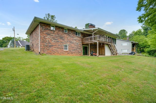 107 Dogwood Lane, Johnson City, TN 37604