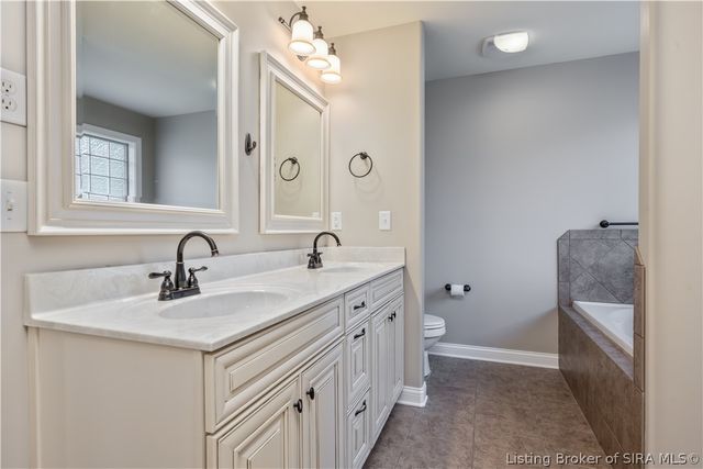 11511 Liberty Bell Lane, Sellersburg, IN 47172