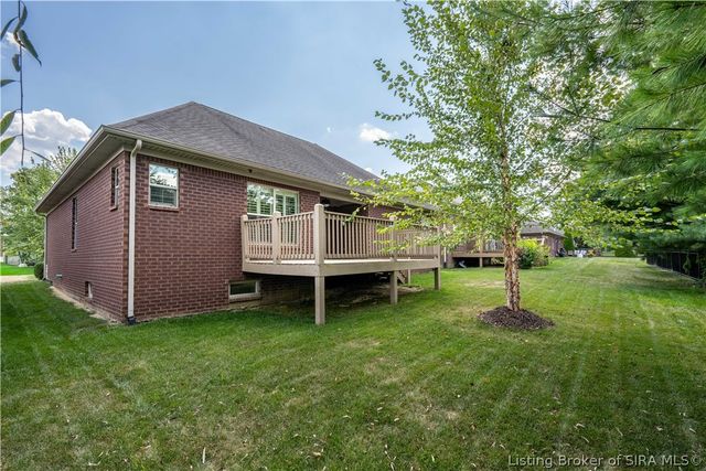 11511 Liberty Bell Lane, Sellersburg, IN 47172