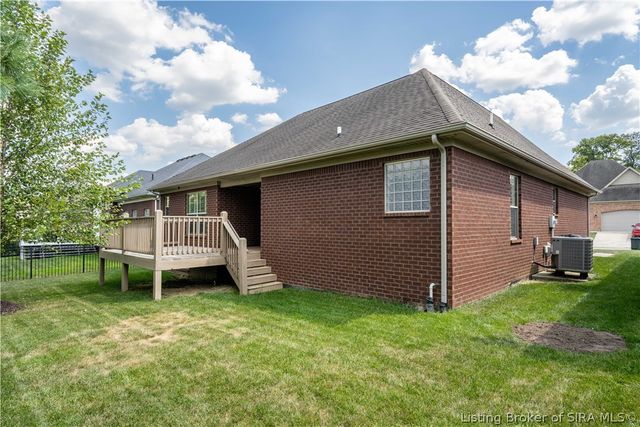11511 Liberty Bell Lane, Sellersburg, IN 47172