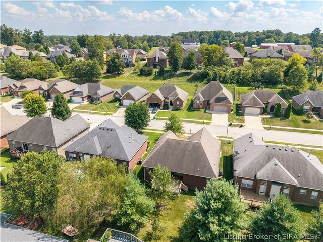 11511 Liberty Bell Lane, Sellersburg, IN 47172