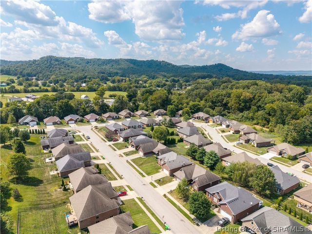 11511 Liberty Bell Lane, Sellersburg, IN 47172