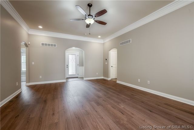 11511 Liberty Bell Lane, Sellersburg, IN 47172