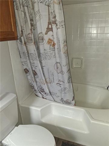 204 Nubbin Ridge Road, High Point, NC 27265