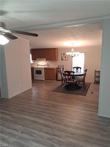 204 Nubbin Ridge Road, High Point, NC 27265