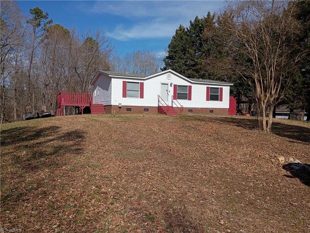 204 Nubbin Ridge Road, High Point, NC 27265