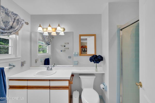 51 Narberth Way, Toms River, NJ 08757