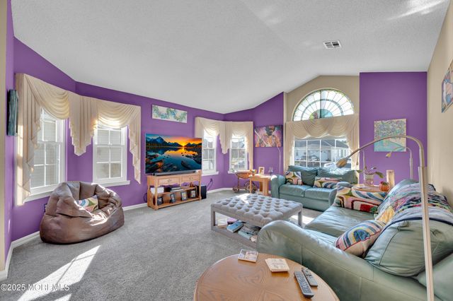 51 Narberth Way, Toms River, NJ 08757