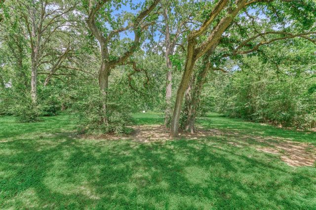 32214 Mink Creek Court, Magnolia, TX 77355