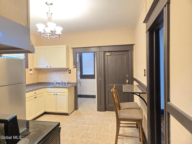 355 Myrtle Avenue Apt. A, Albany, NY 12208