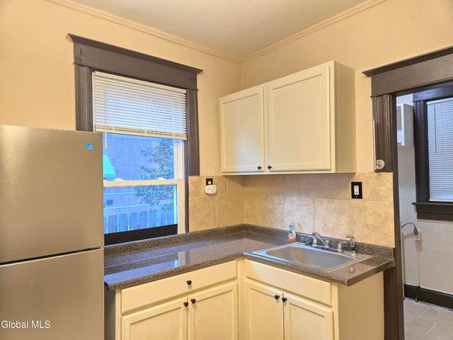 355 Myrtle Avenue Apt. A, Albany, NY 12208