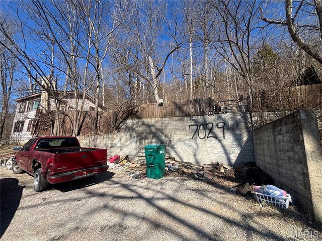 7029 Twin River Road, Catawissa, MO 63025