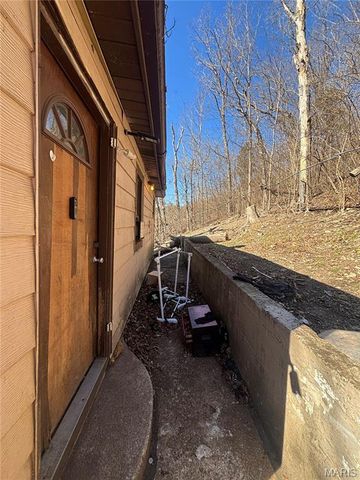 7029 Twin River Road, Catawissa, MO 63025