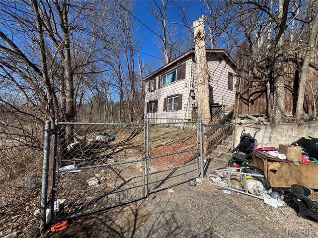 7029 Twin River Road, Catawissa, MO 63025