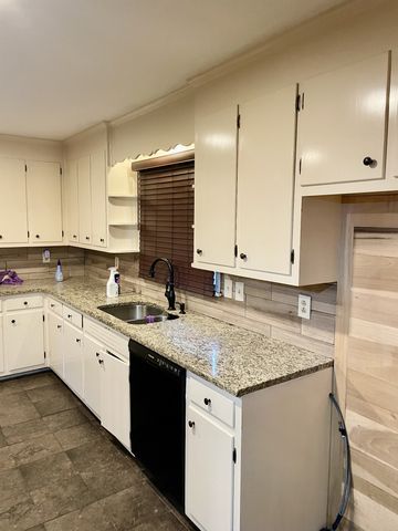 805 Sam Davis Rd, Smyrna, TN 37167