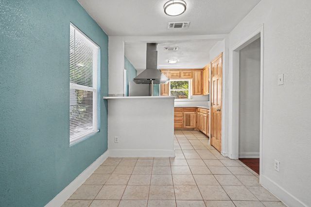 5009 Royal Drive, Fort Worth, TX 76116