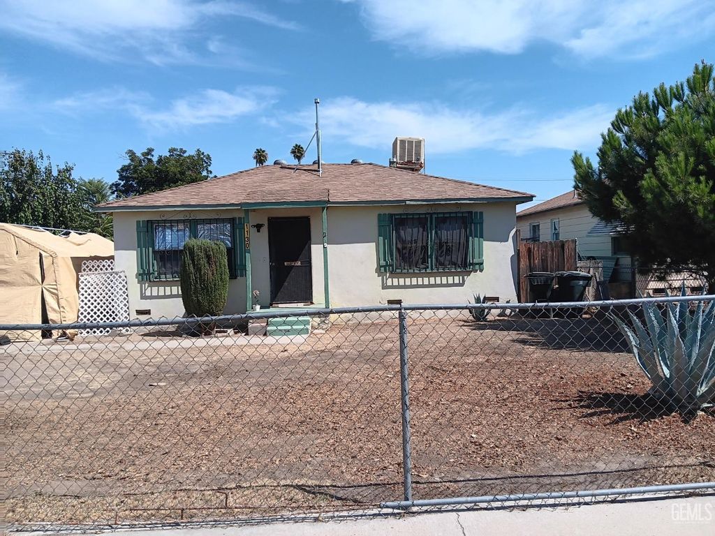1130 Dolores Street, Bakersfield, CA 93305