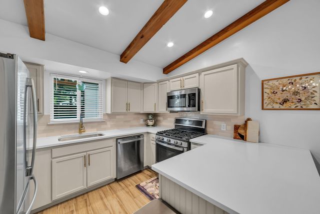 4901 Powder River RD, Austin, TX 78759