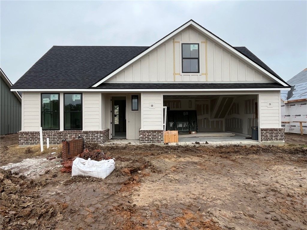 4056 Lakeside Club Drive, College Station, TX 77845