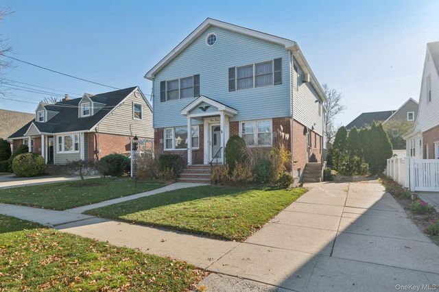 444 Carnation Avenue, Floral Park, NY 11001