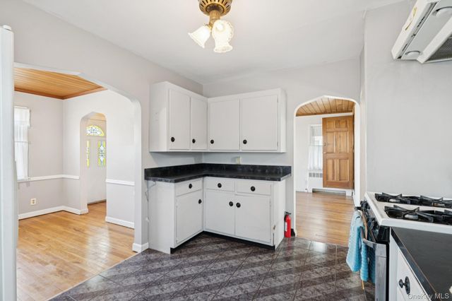 444 Carnation Avenue, Floral Park, NY 11001