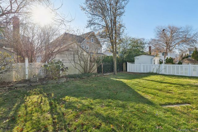 444 Carnation Avenue, Floral Park, NY 11001