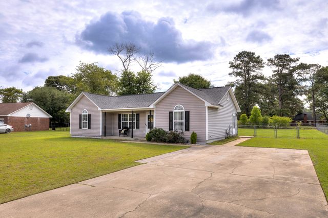 2555 Lorentz Drive, Sumter, SC 29154