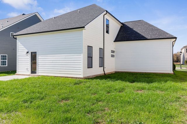 106 Lula Lane, Kingston Springs, TN 37082