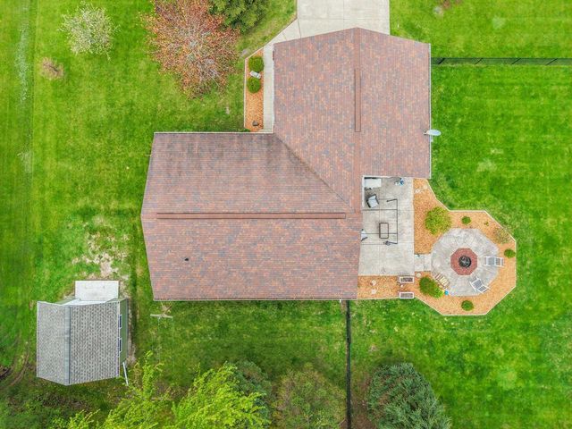 5023 COUNTRY BREEZE LANE, Larsen, WI 54947