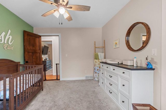 5023 COUNTRY BREEZE LANE, Larsen, WI 54947