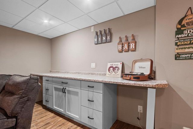 5023 COUNTRY BREEZE LANE, Larsen, WI 54947