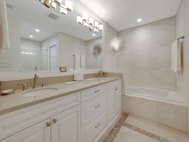 19126 Fisher Island Drive 19126, Miami Beach, FL 33109
