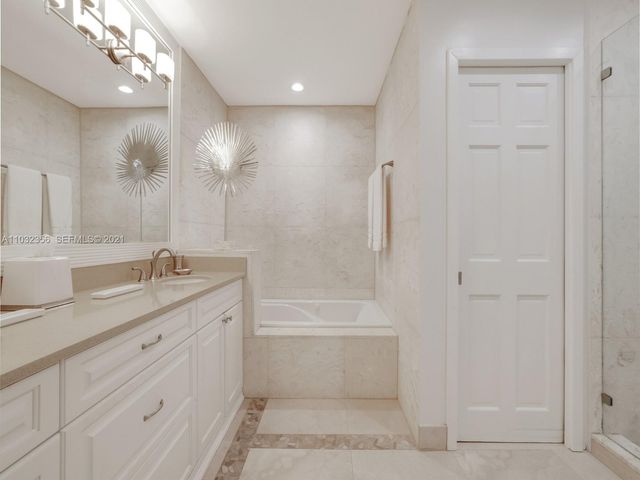 19126 Fisher Island Drive 19126, Miami Beach, FL 33109