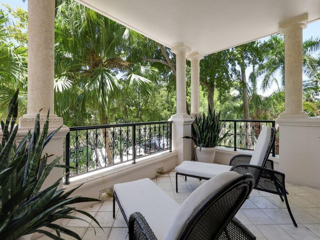 19126 Fisher Island Drive 19126, Miami Beach, FL 33109