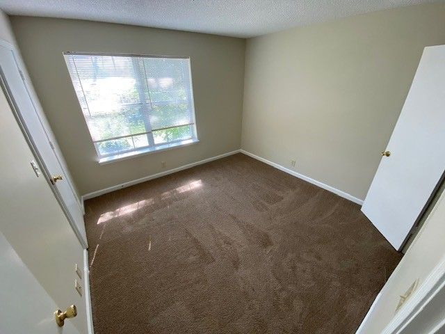 626 Castlegate Dr, Nashville, TN 37217