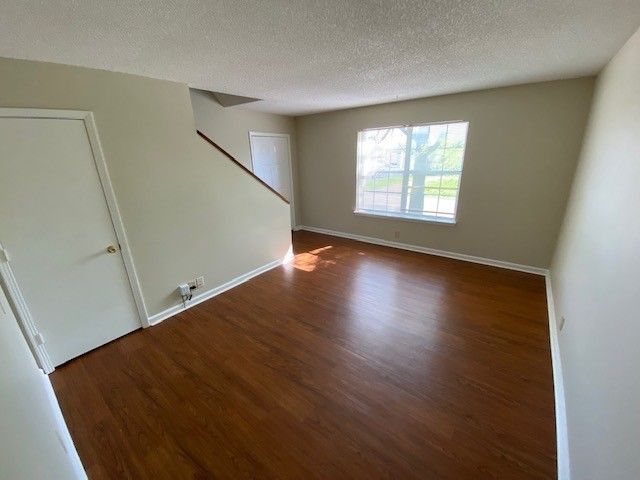 626 Castlegate Dr, Nashville, TN 37217