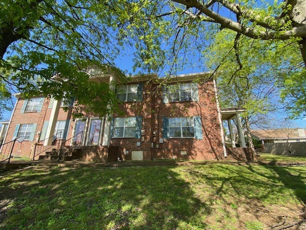 626 Castlegate Dr, Nashville, TN 37217