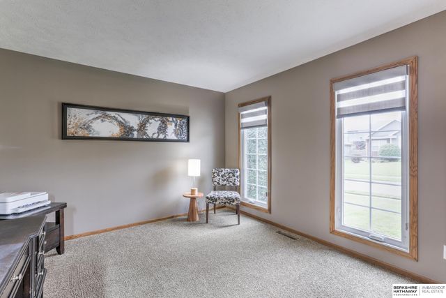 18918 Lillian Street, Omaha, NE 68136