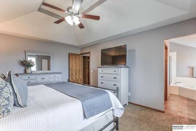 18918 Lillian Street, Omaha, NE 68136