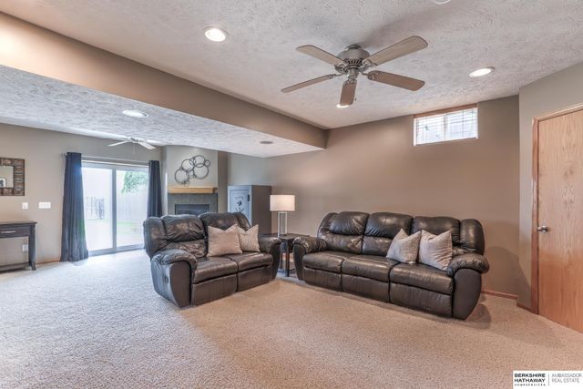18918 Lillian Street, Omaha, NE 68136