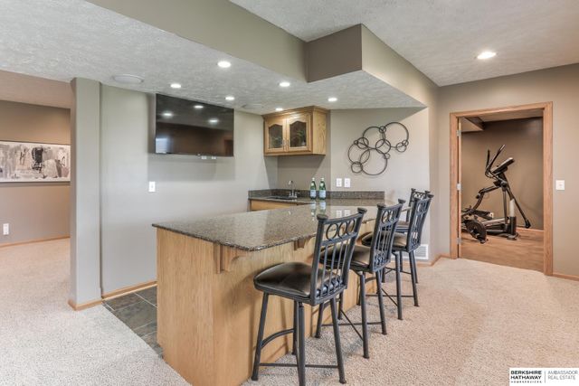 18918 Lillian Street, Omaha, NE 68136