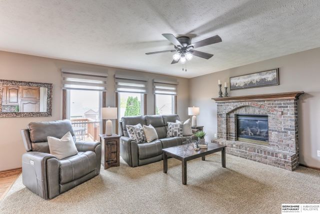 18918 Lillian Street, Omaha, NE 68136